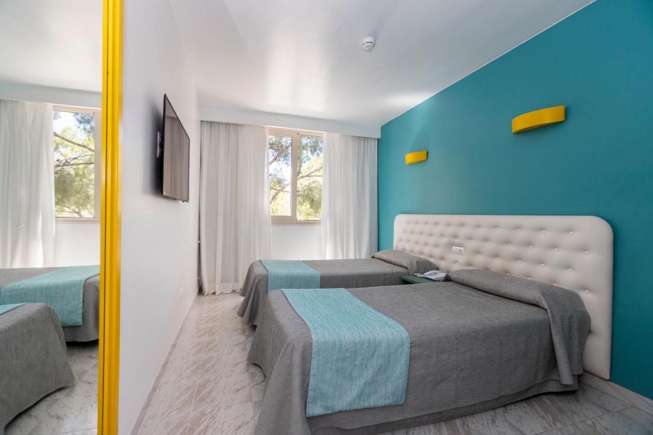 Sotavento Club Apartments - Adults Only Магалуф Стая снимка