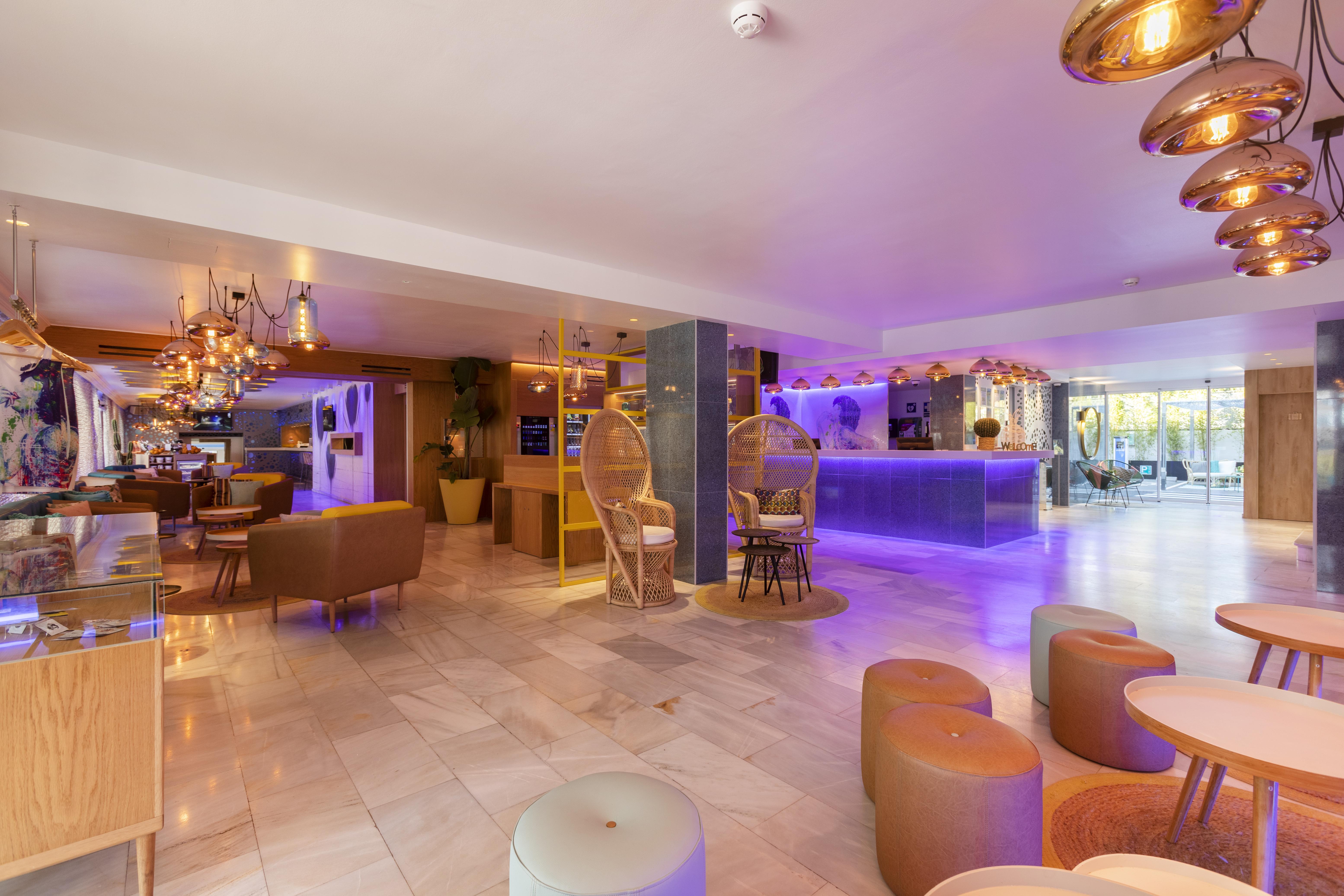 Sotavento Club Apartments - Adults Only Магалуф Екстериор снимка