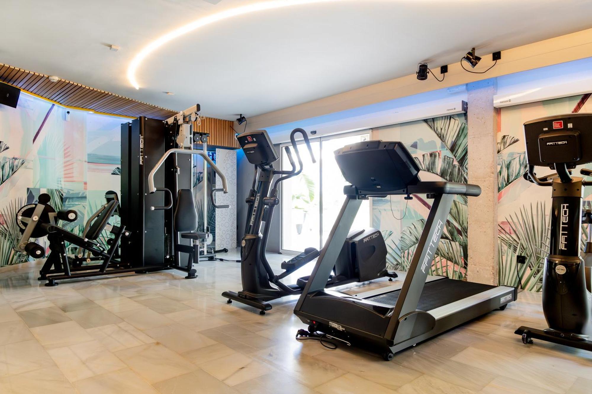Sotavento Club Apartments - Adults Only Магалуф Екстериор снимка